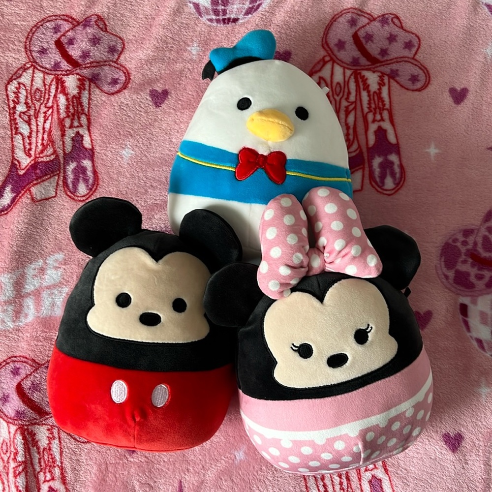 Disney Squishmallows